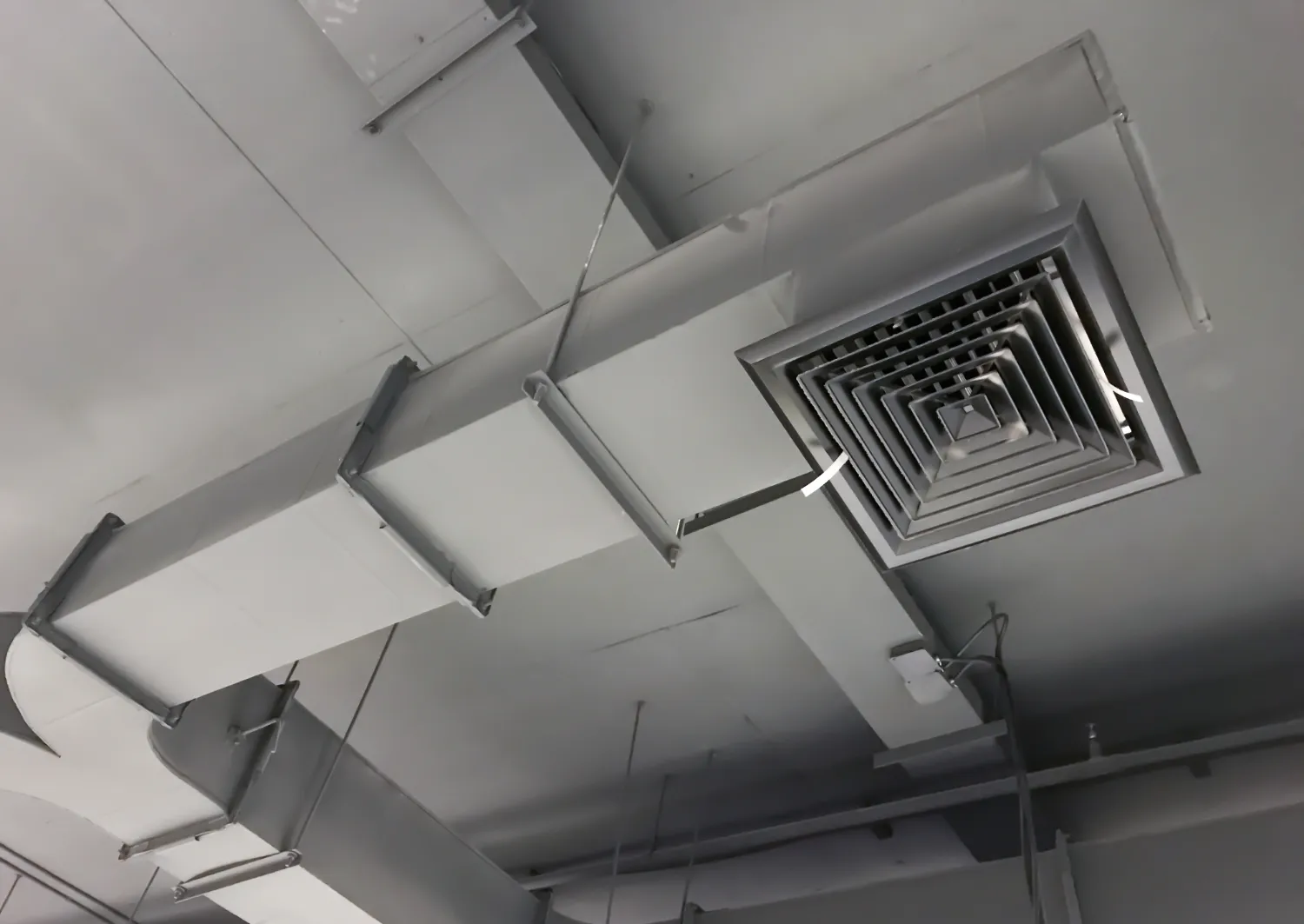 67a07922f2f742c8424991b0_The Steps Our Technicians Follow in Ductwork Cleaning